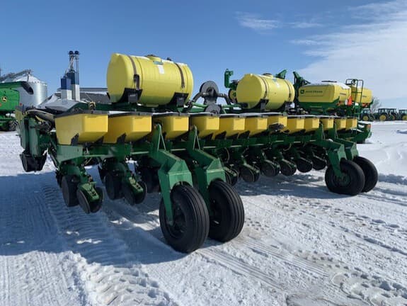 Image of John Deere 1750 equipment image 2