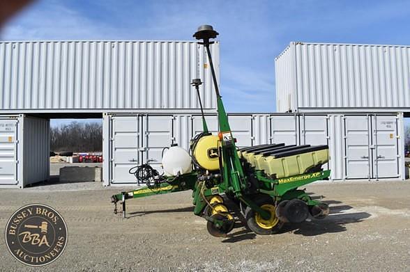 Image of John Deere 1750 equipment image 2