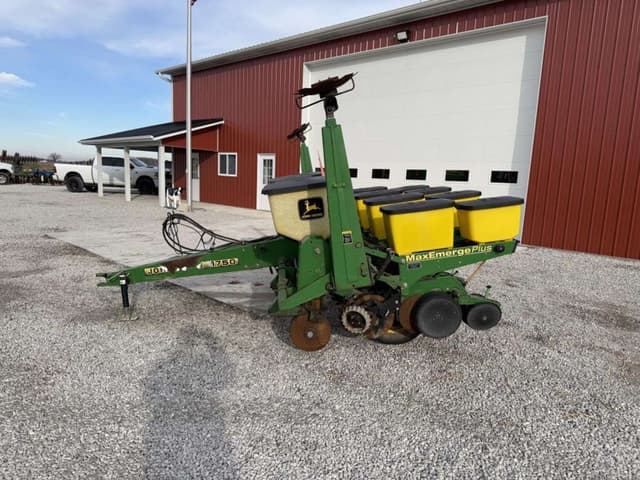 Image of John Deere 1750 equipment image 2