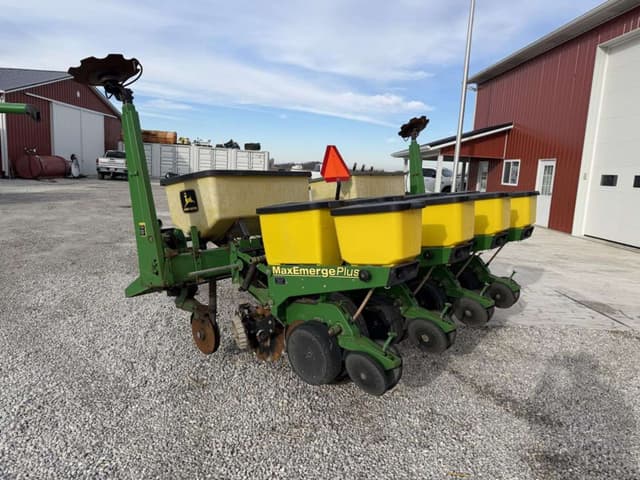 Image of John Deere 1750 equipment image 3