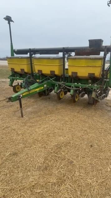 Main image John Deere 1750