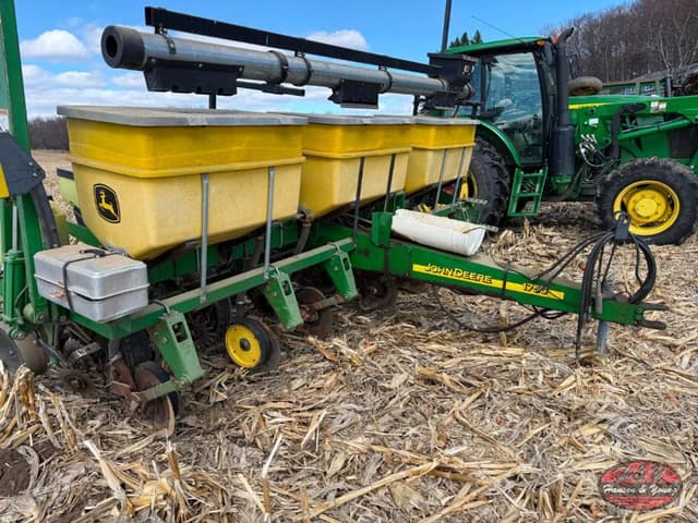 Image of John Deere 1750 equipment image 4