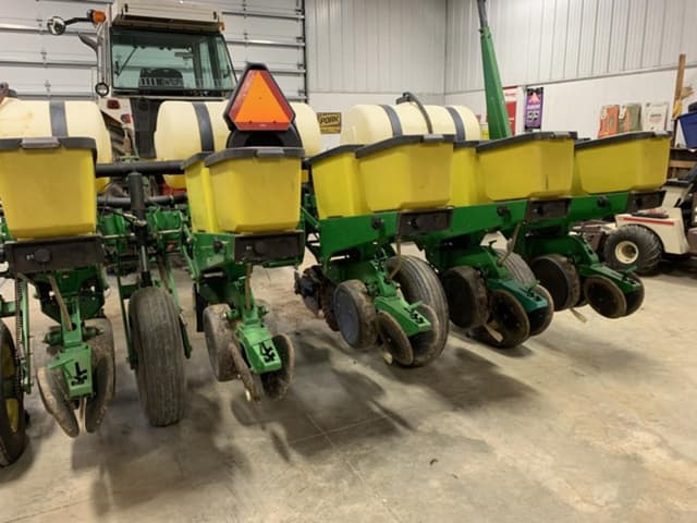 Image of John Deere 1750 equipment image 2