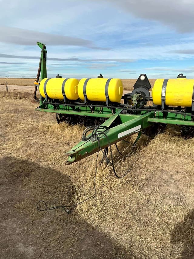 Image of John Deere 1750 equipment image 1