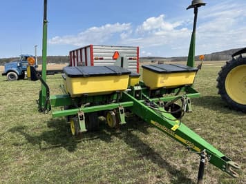 Main image John Deere 1750