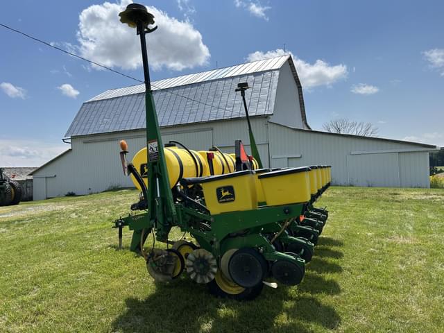 Image of John Deere 1750 equipment image 3