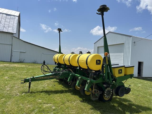Image of John Deere 1750 equipment image 2