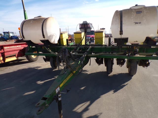 Image of John Deere 1750 equipment image 2