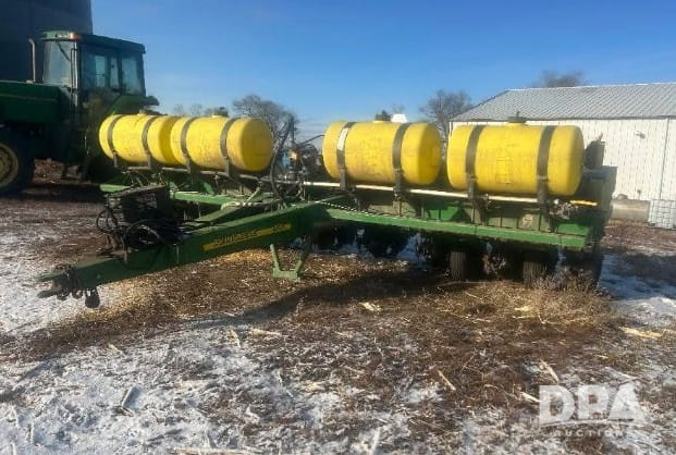 John Deere 1750 Equipment Image0