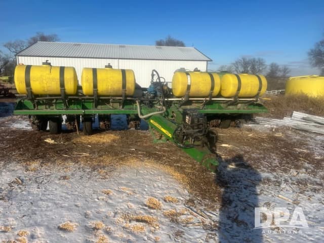 Image of John Deere 1750 equipment image 2