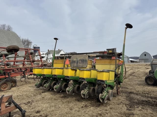 Image of John Deere 1750 equipment image 3
