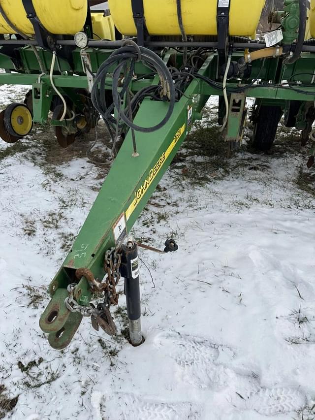 Image of John Deere 1750 equipment image 1