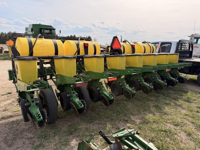 Image of John Deere 1750 equipment image 2