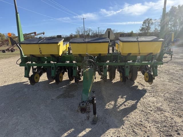 Image of John Deere 1750 equipment image 1