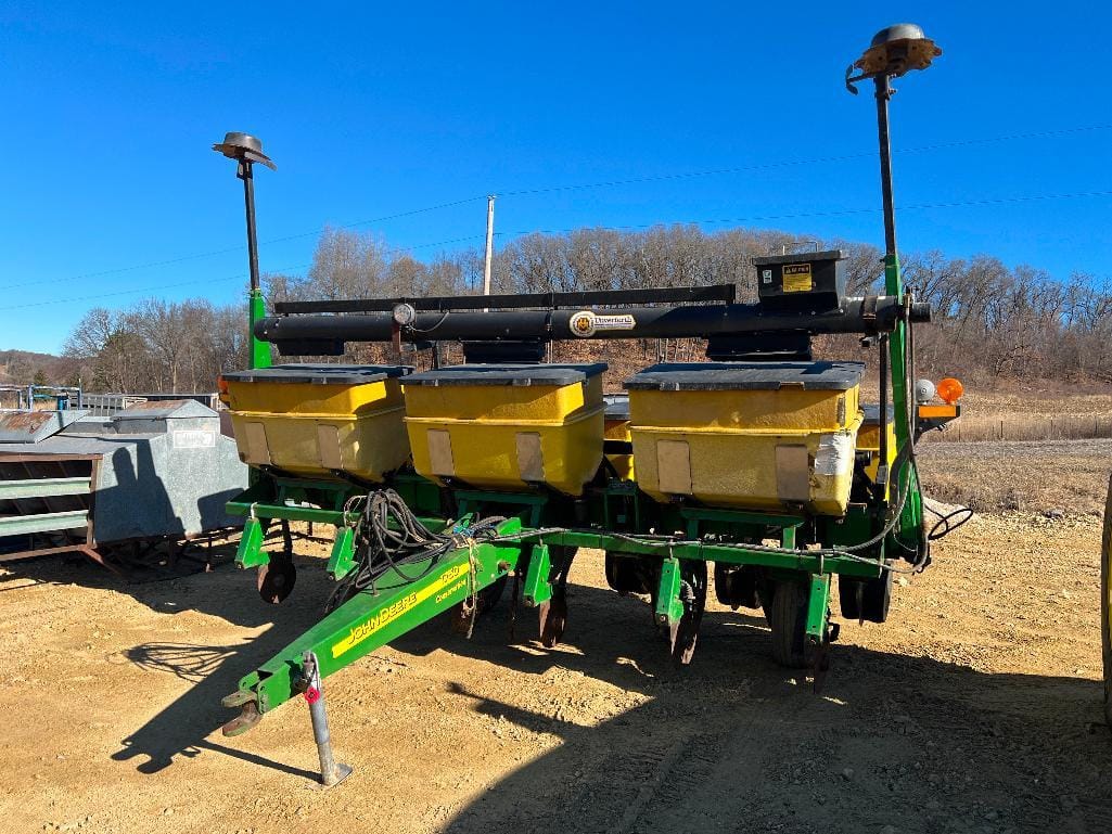 Main image John Deere 1750