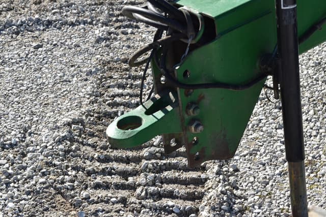 Image of John Deere 1760 equipment image 3