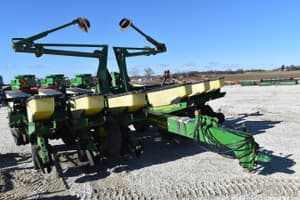 1998 John Deere 1760 Image