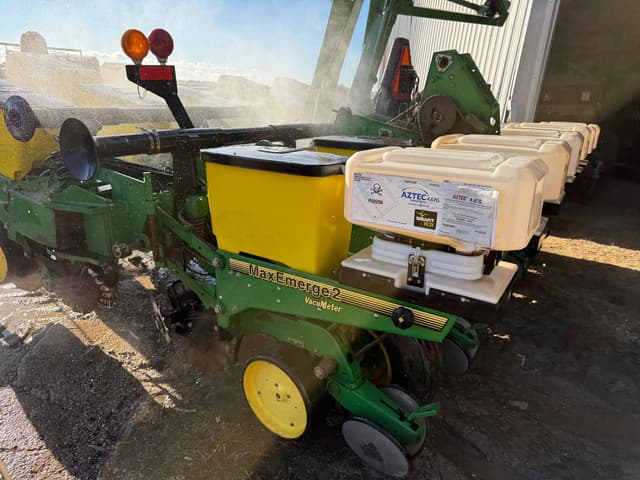 Image of John Deere 1760 equipment image 4