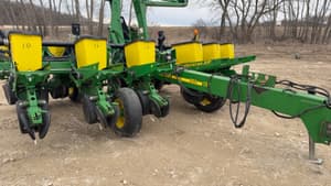 John Deere 1760 Image