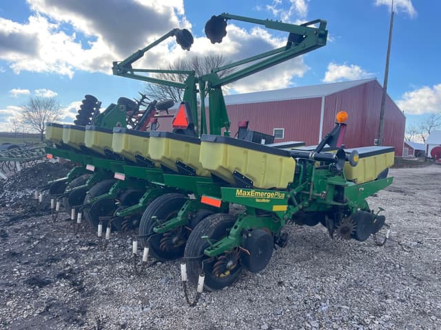 Image of John Deere 1760 equipment image 3