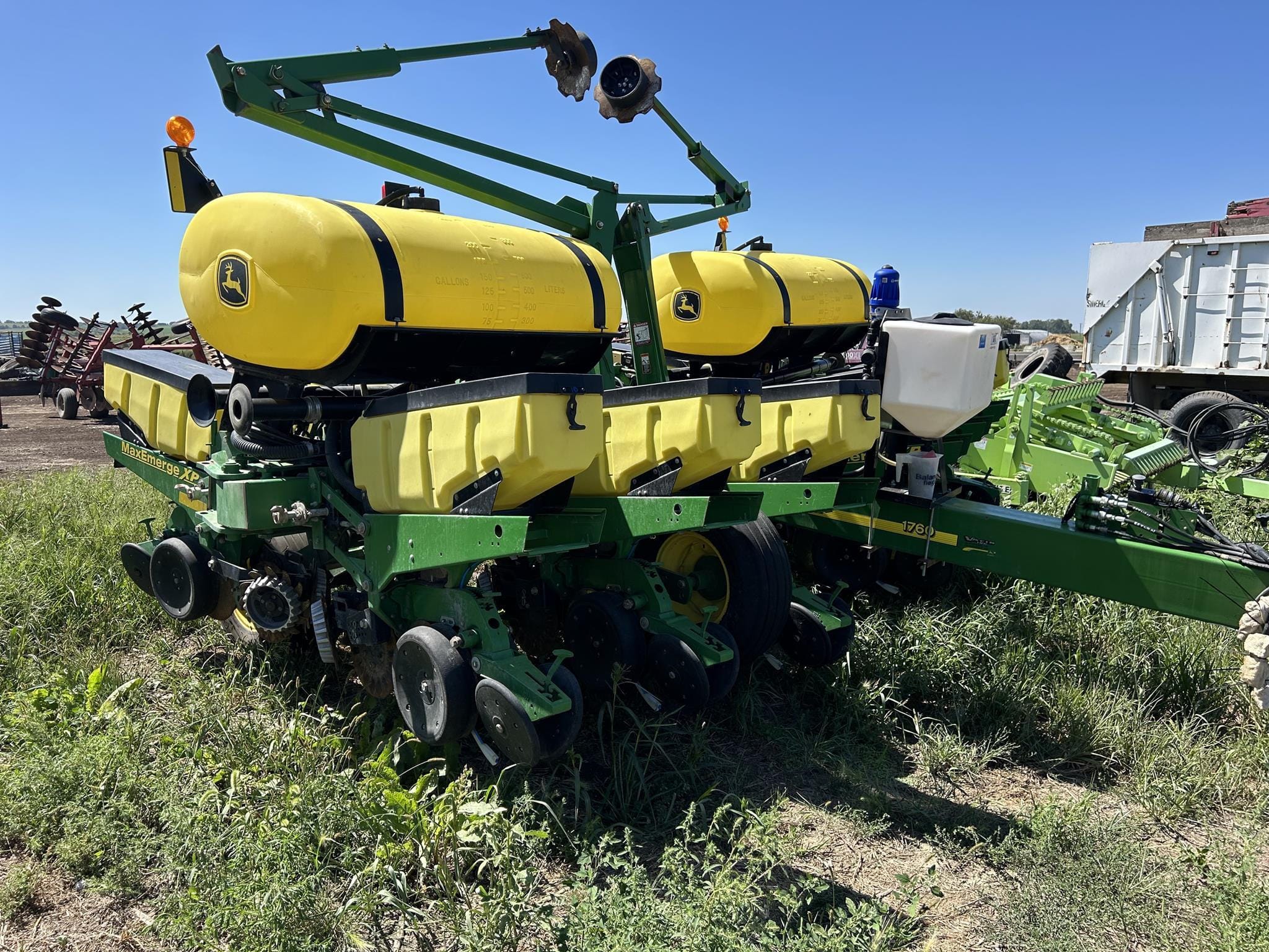 Main image John Deere 1760