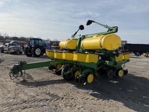 John Deere 1760 Image