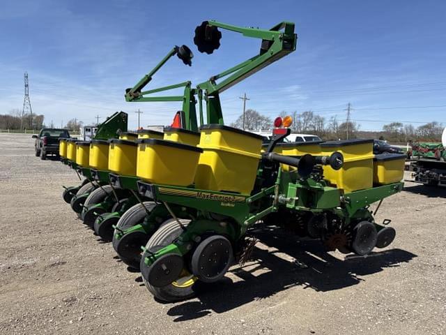 Image of John Deere 1760 equipment image 4