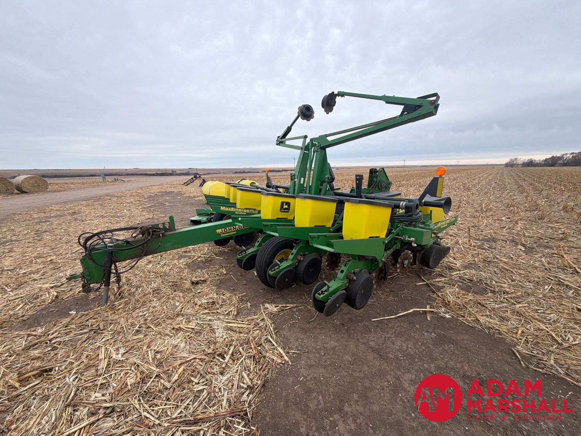 John Deere 1760 Equipment Image0