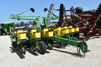 Main image John Deere 1760