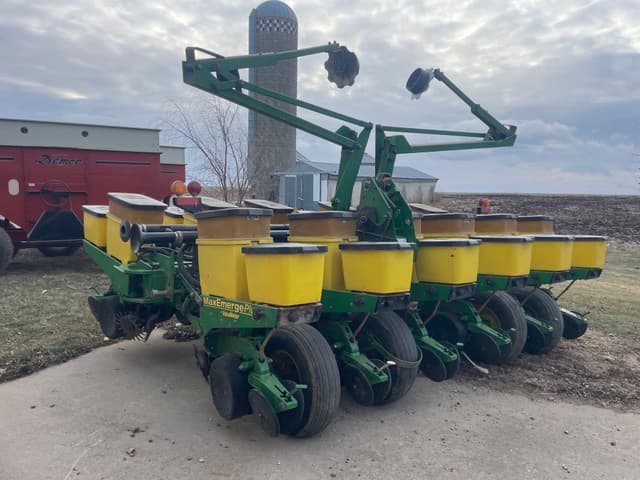 Image of John Deere 1760 equipment image 4