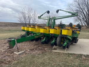 John Deere 1760 Image