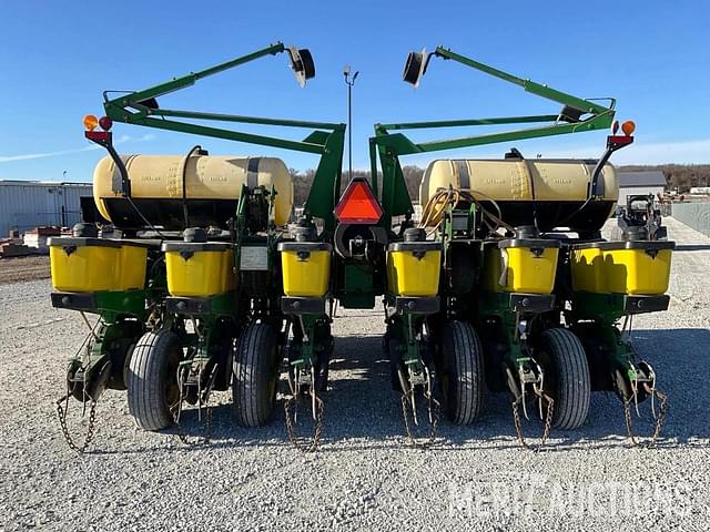 Image of John Deere 1760 equipment image 3