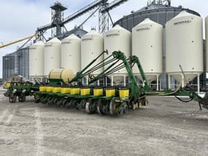 John Deere 1770 Image