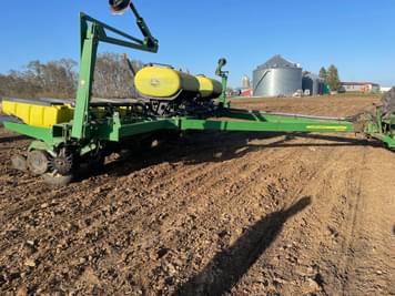 Main image John Deere 1770