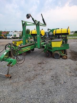 Image of John Deere 1770 equipment image 4