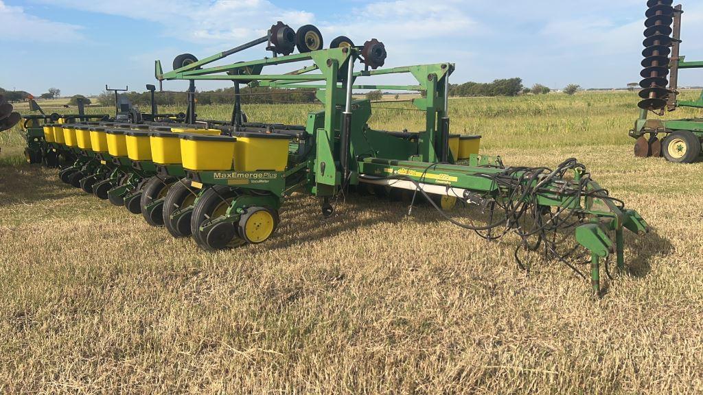 Image of John Deere 1770 Primary image