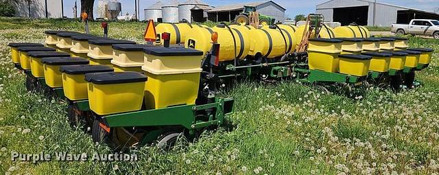 Image of John Deere 1770 equipment image 4