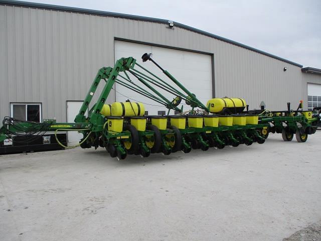 Image of John Deere 1770 Primary image