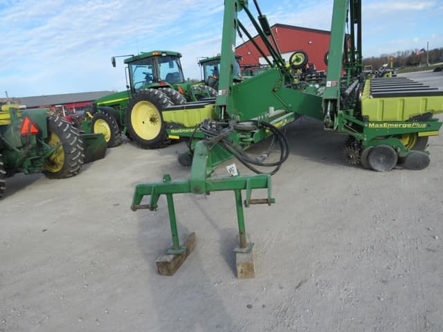 Image of John Deere 1770 equipment image 1