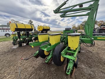 Main image John Deere 1770