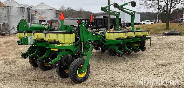 Image of John Deere 1770 equipment image 4