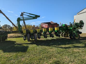 Main image John Deere 1770