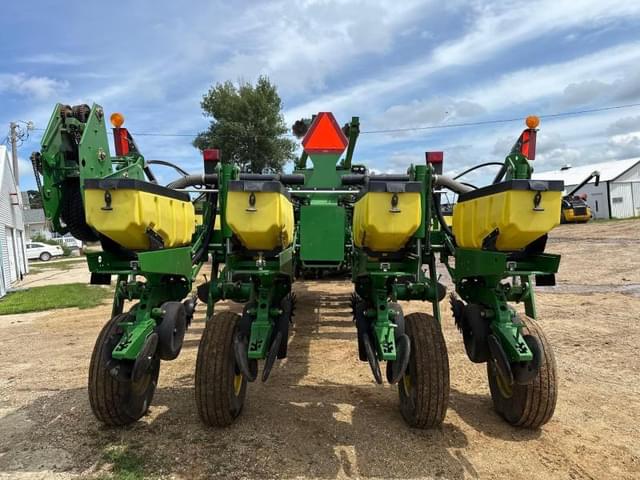 Image of John Deere 1770 equipment image 2