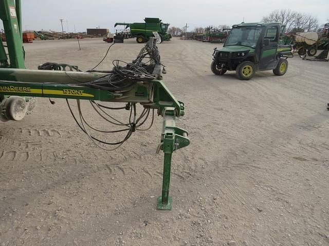 Image of John Deere 1770 equipment image 3