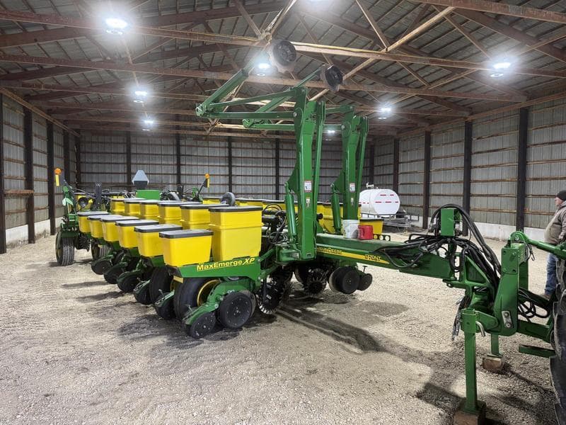 Image of John Deere 1770 Primary image