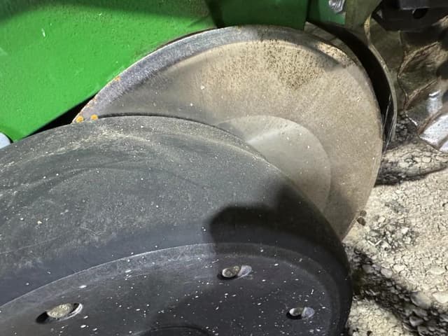 Image of John Deere 1770 equipment image 3