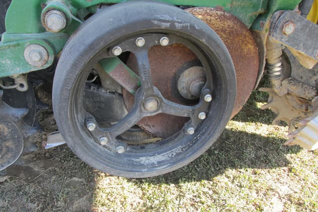 Image of John Deere 1770 equipment image 4