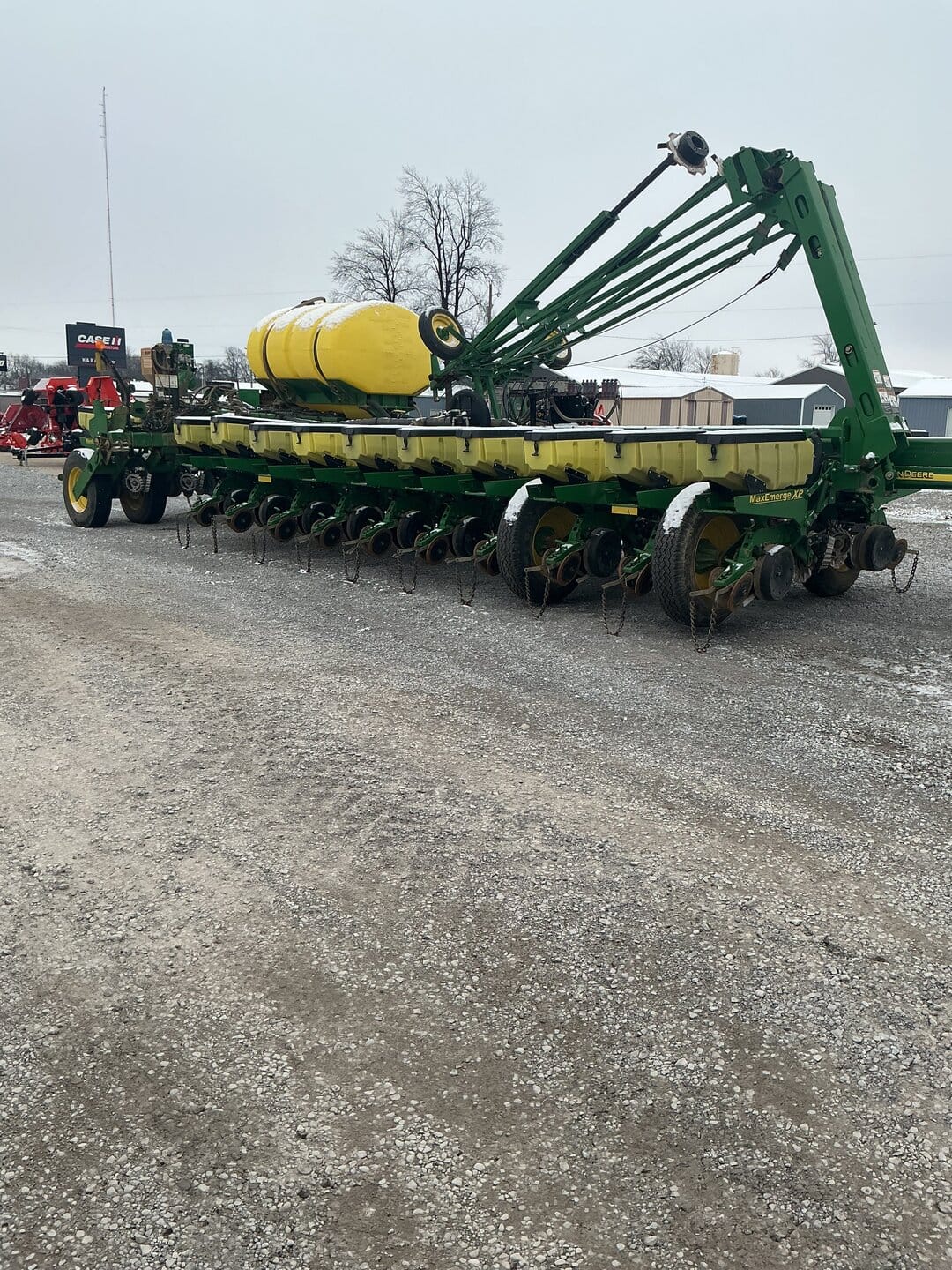 John Deere 1770 Equipment Image0