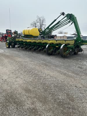 John Deere 1770 Image