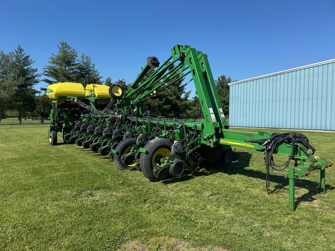 Image of John Deere 1770 Primary image